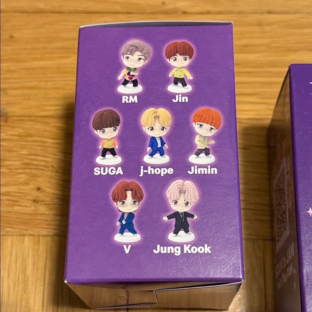 Bundle of 12 Tiny Tan inspired by BTS!!  5 of which in box! - Picture 2 of 6